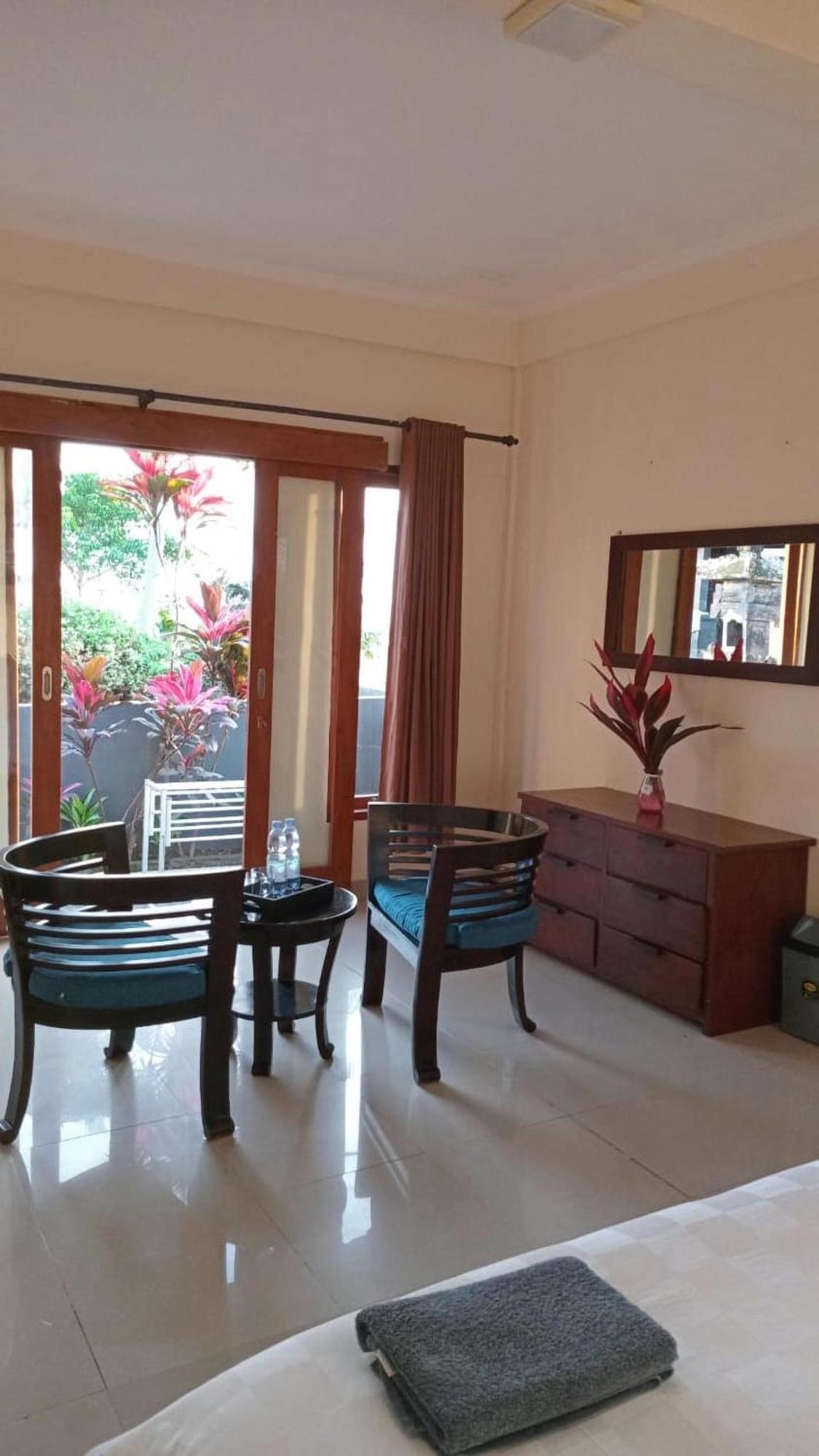 Kirra'S Beach House Pulukan Εξωτερικό φωτογραφία